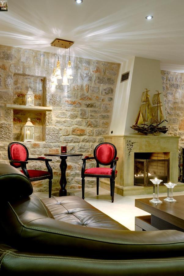 Byzantinon Hotel Leonidio Luaran gambar