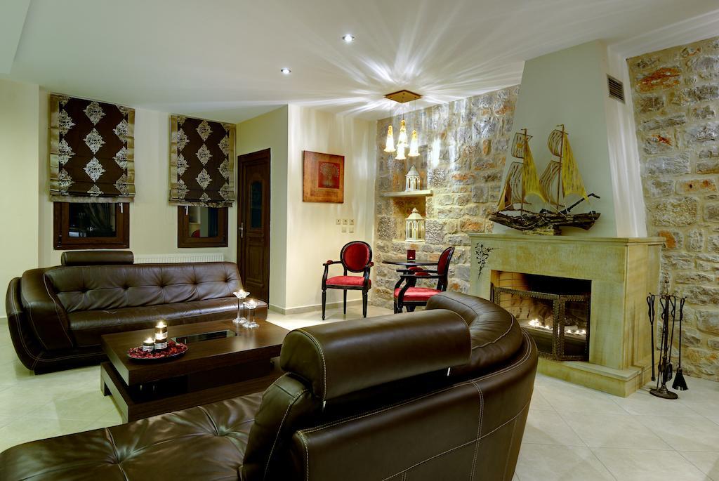 Byzantinon Hotel Leonidio Luaran gambar