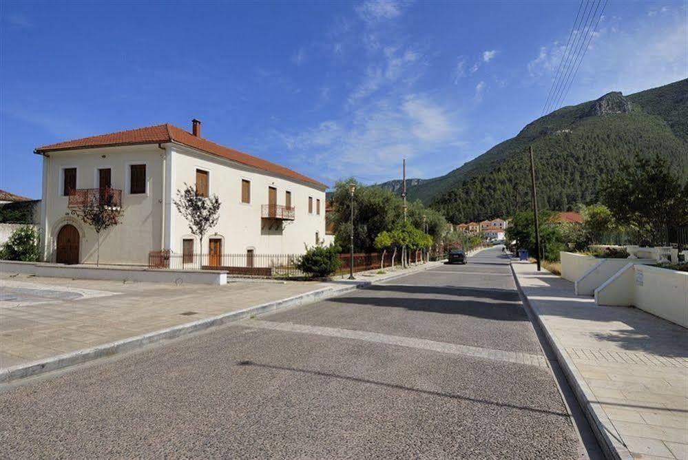 Byzantinon Hotel Leonidio Luaran gambar