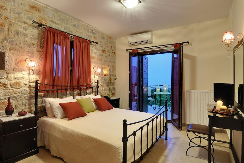 Byzantinon Hotel Leonidio Luaran gambar